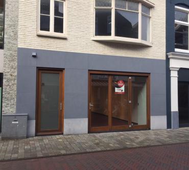 Lange Vorststraat 25